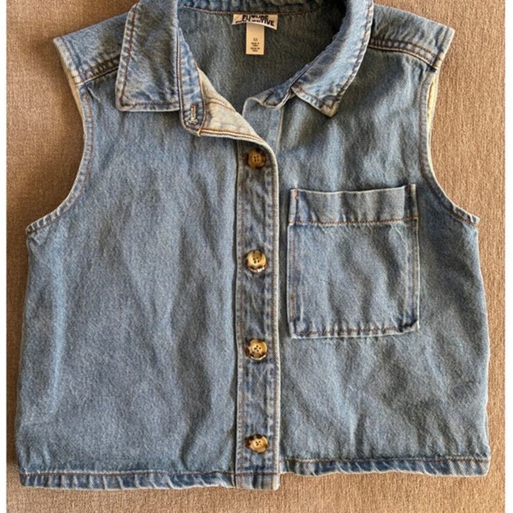 Future Collective Denim Vest Women's XS Light Wash Button Front Collared
